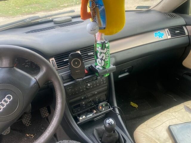 Ауди А6, объемом двигателя 2.5 л и пробегом 1 тыс. км за 1500 $, фото 5 на Automoto.ua