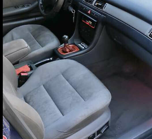 Ауди А6, объемом двигателя 2.5 л и пробегом 330 тыс. км за 4500 $, фото 3 на Automoto.ua