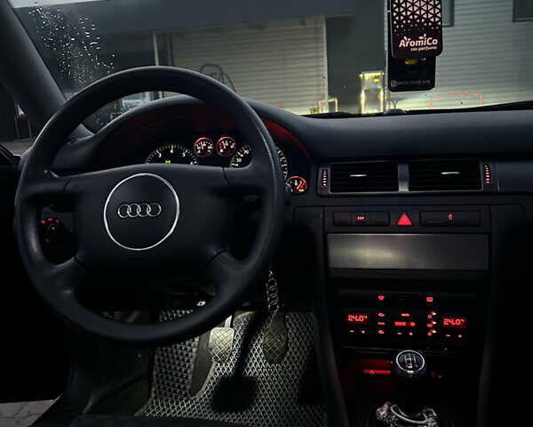 Ауди А6, объемом двигателя 1.8 л и пробегом 275 тыс. км за 5600 $, фото 12 на Automoto.ua