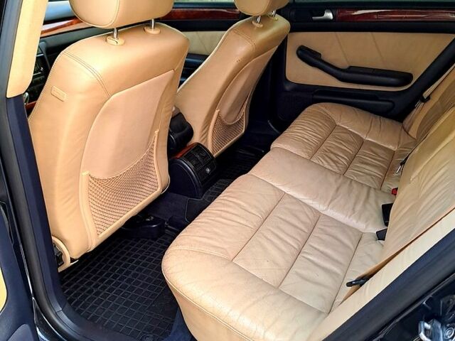 Ауди А6, объемом двигателя 1.9 л и пробегом 300 тыс. км за 5000 $, фото 3 на Automoto.ua