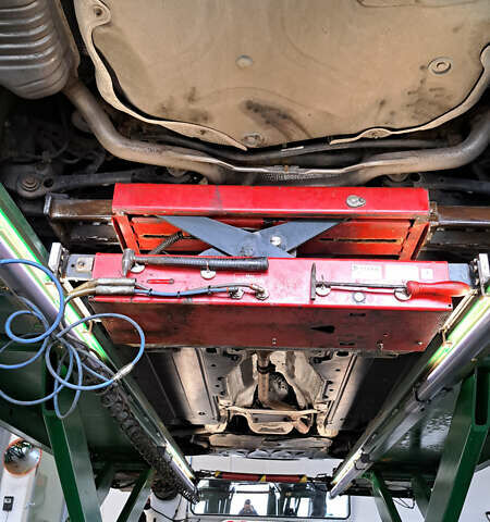 Ауді А6, об'ємом двигуна 2 л та пробігом 191 тис. км за 8000 $, фото 2 на Automoto.ua