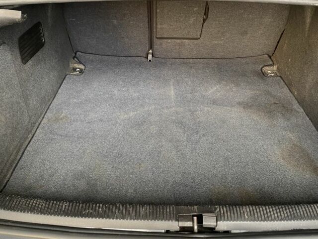 Серый Ауди А6, объемом двигателя 2.5 л и пробегом 500 тыс. км за 4150 $, фото 11 на Automoto.ua