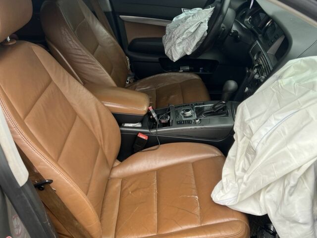 Серый Ауди А6, объемом двигателя 3 л и пробегом 238 тыс. км за 2100 $, фото 1 на Automoto.ua