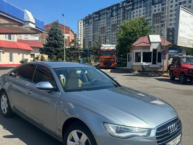 Серый Ауди А6, объемом двигателя 2 л и пробегом 230 тыс. км за 15000 $, фото 5 на Automoto.ua