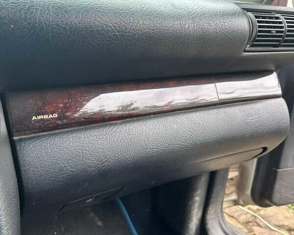 Сірий Ауді А6, об'ємом двигуна 2.6 л та пробігом 387 тис. км за 3500 $, фото 3 на Automoto.ua