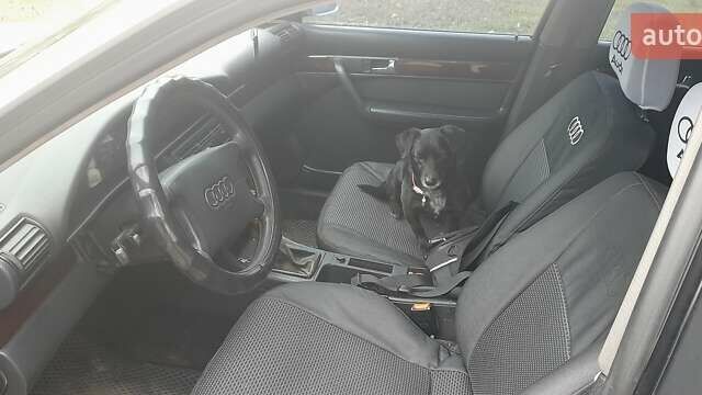 Серый Ауди А6, объемом двигателя 2 л и пробегом 400 тыс. км за 3000 $, фото 7 на Automoto.ua