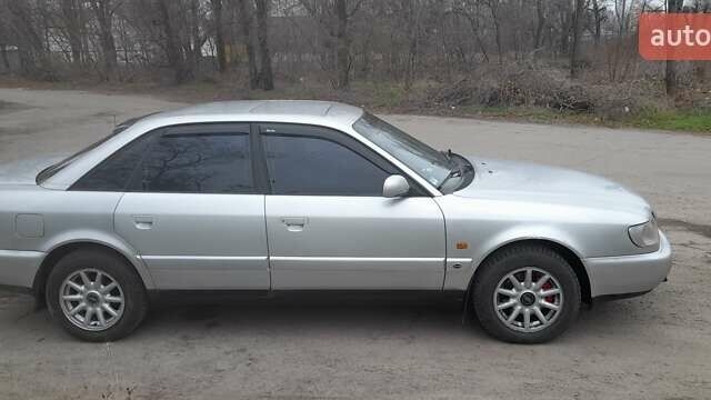 Серый Ауди А6, объемом двигателя 2 л и пробегом 400 тыс. км за 3000 $, фото 9 на Automoto.ua