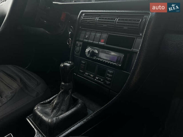 Серый Ауди А6, объемом двигателя 2.5 л и пробегом 388 тыс. км за 2900 $, фото 12 на Automoto.ua