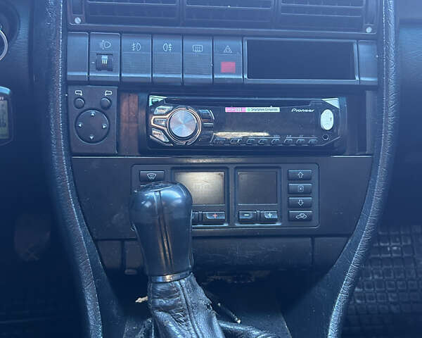 Сірий Ауді А6, об'ємом двигуна 2.46 л та пробігом 320 тис. км за 3600 $, фото 12 на Automoto.ua