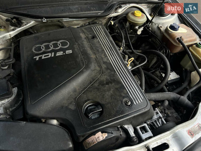 Серый Ауди А6, объемом двигателя 2.5 л и пробегом 388 тыс. км за 2900 $, фото 14 на Automoto.ua