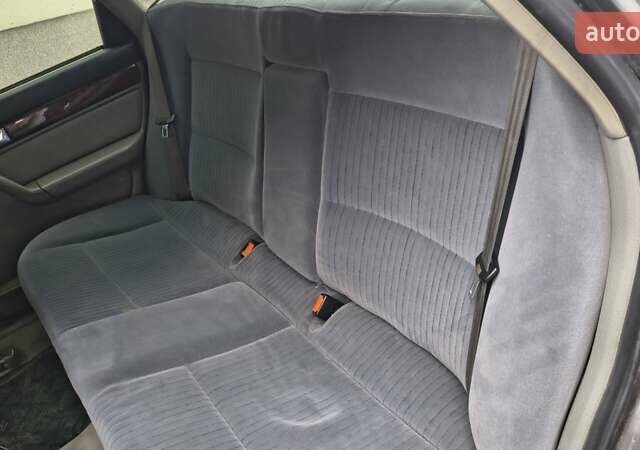 Серый Ауди А6, объемом двигателя 2.6 л и пробегом 360 тыс. км за 2500 $, фото 15 на Automoto.ua