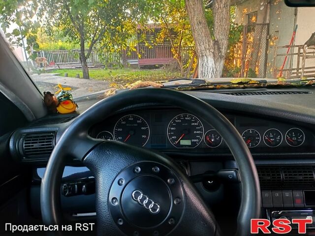Серый Ауди А6, объемом двигателя 2.8 л и пробегом 376 тыс. км за 3000 $, фото 9 на Automoto.ua