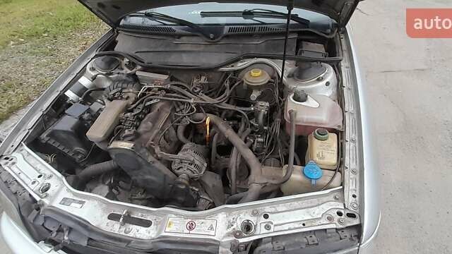 Серый Ауди А6, объемом двигателя 2 л и пробегом 400 тыс. км за 3000 $, фото 6 на Automoto.ua