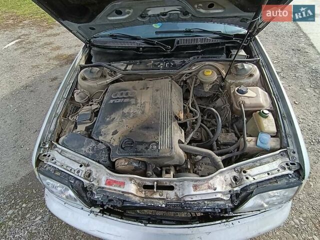 Сірий Ауді А6, об'ємом двигуна 2.5 л та пробігом 490 тис. км за 1950 $, фото 21 на Automoto.ua