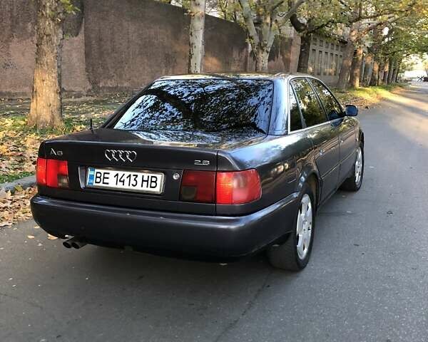 Сірий Ауді А6, об'ємом двигуна 2.6 л та пробігом 283 тис. км за 3500 $, фото 2 на Automoto.ua