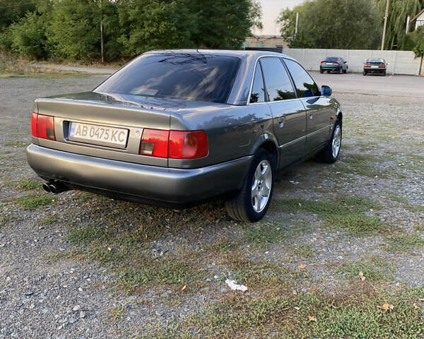 Серый Ауди А6, объемом двигателя 2.6 л и пробегом 500 тыс. км за 4700 $, фото 4 на Automoto.ua