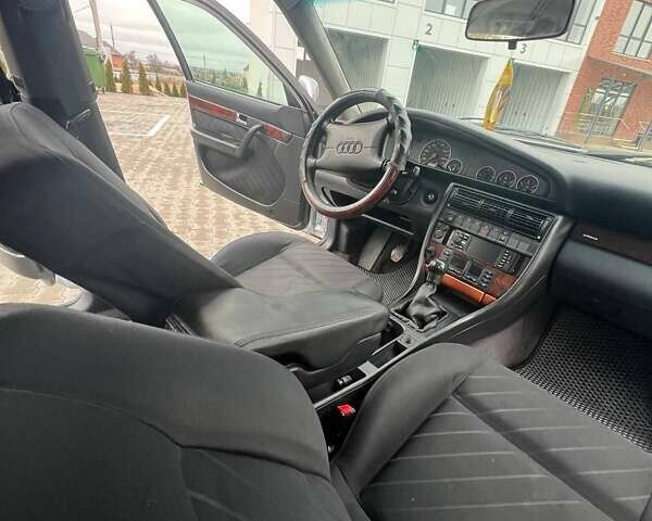 Серый Ауди А6, объемом двигателя 2.6 л и пробегом 400 тыс. км за 3200 $, фото 6 на Automoto.ua