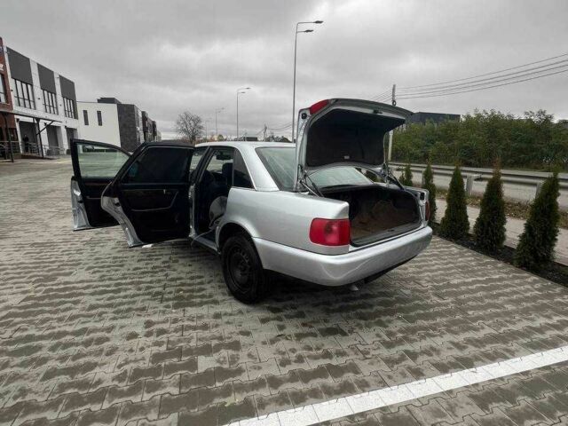 Серый Ауди А6, объемом двигателя 2.6 л и пробегом 400 тыс. км за 3200 $, фото 1 на Automoto.ua