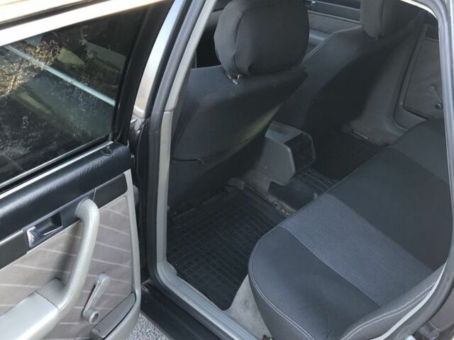 Серый Ауди А6, объемом двигателя 2.6 л и пробегом 280 тыс. км за 3499 $, фото 3 на Automoto.ua