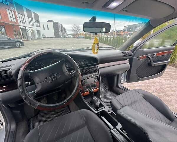 Серый Ауди А6, объемом двигателя 2.6 л и пробегом 400 тыс. км за 3200 $, фото 3 на Automoto.ua