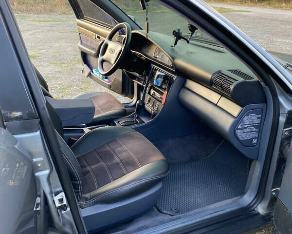 Серый Ауди А6, объемом двигателя 2.6 л и пробегом 500 тыс. км за 4700 $, фото 12 на Automoto.ua