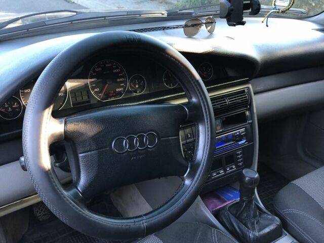 Серый Ауди А6, объемом двигателя 2.6 л и пробегом 280 тыс. км за 3499 $, фото 6 на Automoto.ua