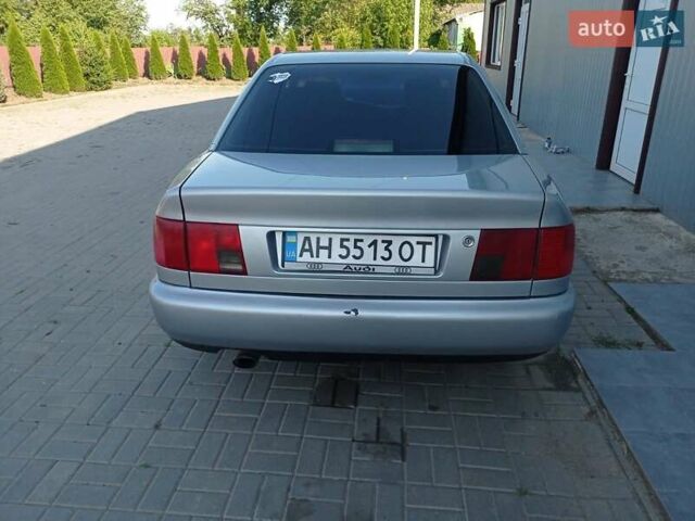 Серый Ауди А6, объемом двигателя 1.8 л и пробегом 315 тыс. км за 3000 $, фото 4 на Automoto.ua