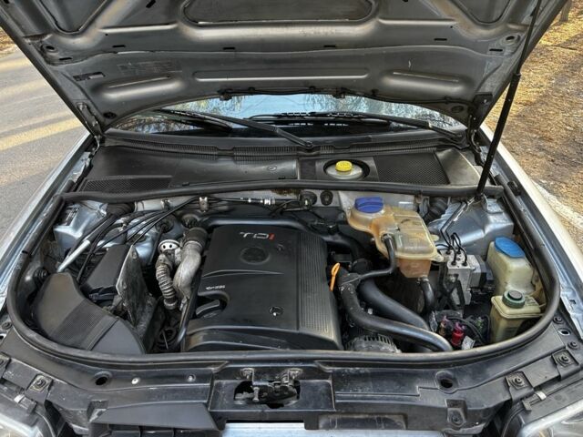 Серый Ауди А6, объемом двигателя 1.9 л и пробегом 411 тыс. км за 3700 $, фото 3 на Automoto.ua