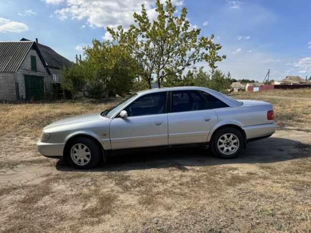 Серый Ауди А6, объемом двигателя 2.6 л и пробегом 380 тыс. км за 2500 $, фото 6 на Automoto.ua