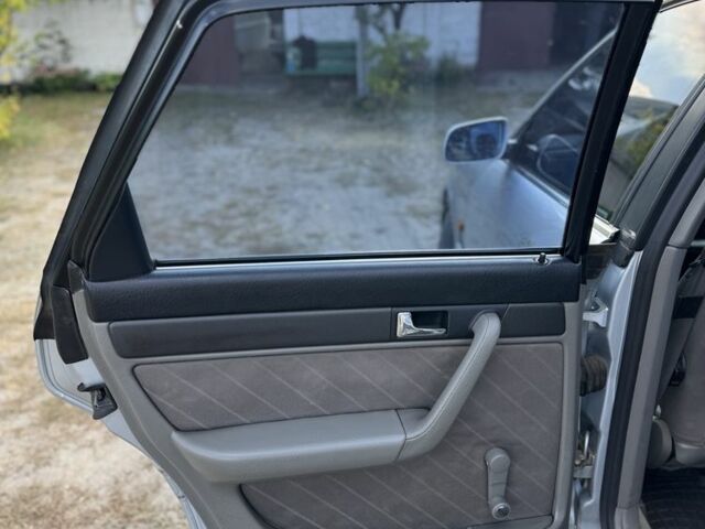 Серый Ауди А6, объемом двигателя 2.6 л и пробегом 380 тыс. км за 2500 $, фото 15 на Automoto.ua