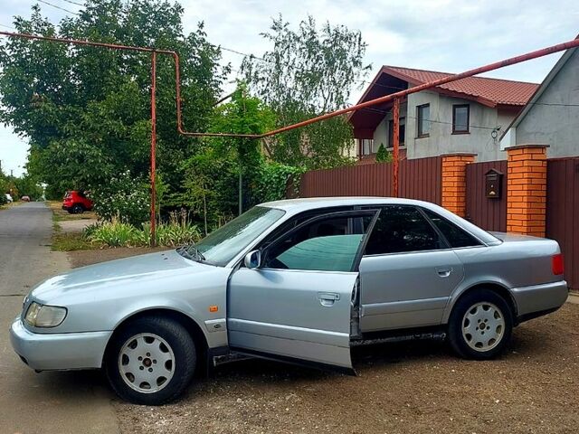 Серый Ауди А6, объемом двигателя 2.6 л и пробегом 455 тыс. км за 2200 $, фото 1 на Automoto.ua