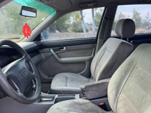 Серый Ауди А6, объемом двигателя 2.6 л и пробегом 380 тыс. км за 2500 $, фото 18 на Automoto.ua