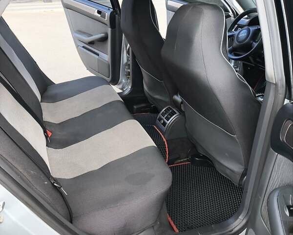 Серый Ауди А6, объемом двигателя 1.8 л и пробегом 250 тыс. км за 3600 $, фото 18 на Automoto.ua