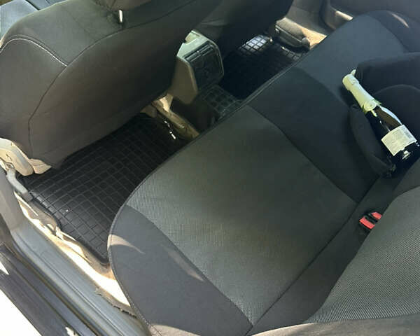 Сірий Ауді А6, об'ємом двигуна 2.5 л та пробігом 422 тис. км за 3700 $, фото 16 на Automoto.ua