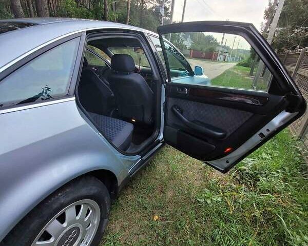 Серый Ауди А6, объемом двигателя 2.5 л и пробегом 313 тыс. км за 4000 $, фото 13 на Automoto.ua