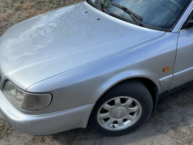 Серый Ауди А6, объемом двигателя 2.6 л и пробегом 380 тыс. км за 2500 $, фото 7 на Automoto.ua