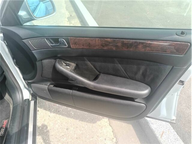 Сірий Ауді А6, об'ємом двигуна 2.4 л та пробігом 350 тис. км за 4999 $, фото 8 на Automoto.ua