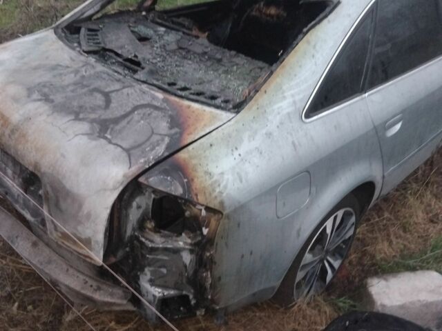 Серый Ауди А6, объемом двигателя 2.4 л и пробегом 250 тыс. км за 2000 $, фото 2 на Automoto.ua