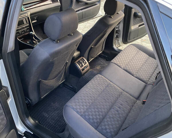 Серый Ауди А6, объемом двигателя 1.9 л и пробегом 425 тыс. км за 4300 $, фото 7 на Automoto.ua