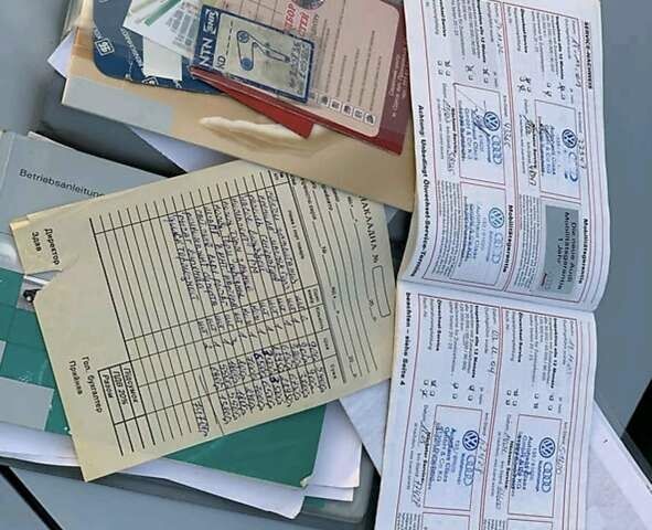 Серый Ауди А6, объемом двигателя 2.39 л и пробегом 290 тыс. км за 3999 $, фото 5 на Automoto.ua