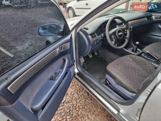 Серый Ауди А6, объемом двигателя 1.78 л и пробегом 348 тыс. км за 3550 $, фото 10 на Automoto.ua