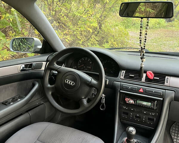 Серый Ауди А6, объемом двигателя 2.39 л и пробегом 300 тыс. км за 3350 $, фото 9 на Automoto.ua