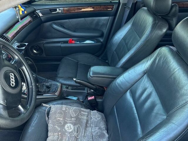 Серый Ауди А6, объемом двигателя 2.5 л и пробегом 250 тыс. км за 1500 $, фото 4 на Automoto.ua