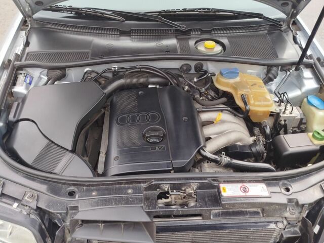 Сірий Ауді А6, об'ємом двигуна 1.8 л та пробігом 379 тис. км за 5340 $, фото 3 на Automoto.ua