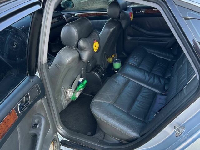 Серый Ауди А6, объемом двигателя 2.5 л и пробегом 250 тыс. км за 1500 $, фото 3 на Automoto.ua