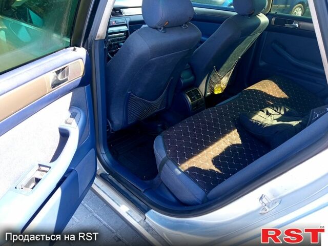 Серый Ауди А6, объемом двигателя 1.8 л и пробегом 265 тыс. км за 4500 $, фото 2 на Automoto.ua