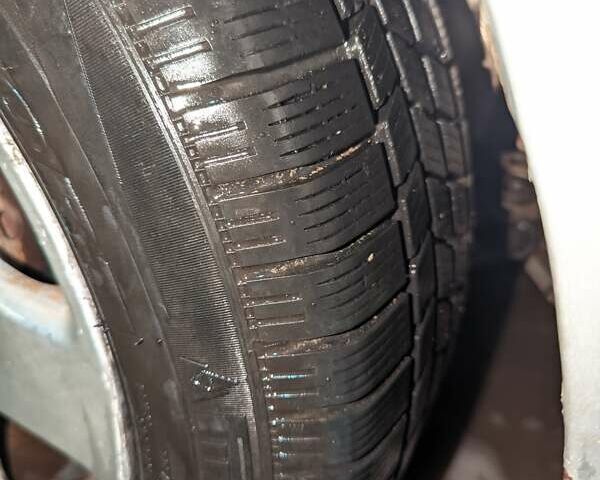 Серый Ауди А6, объемом двигателя 0 л и пробегом 300 тыс. км за 3100 $, фото 2 на Automoto.ua