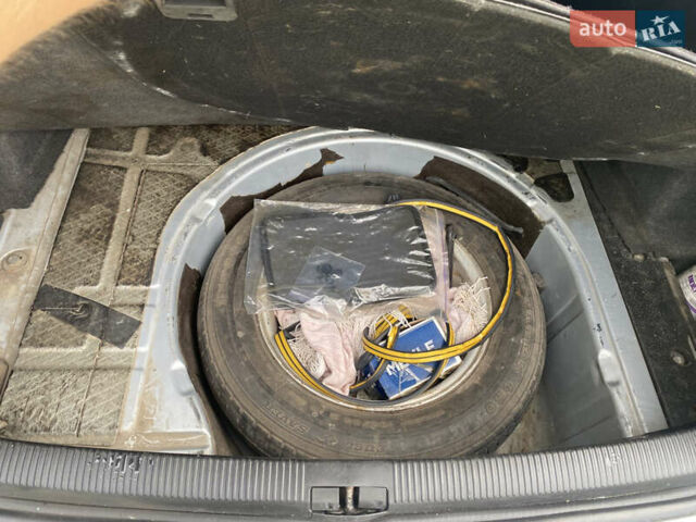 Серый Ауди А6, объемом двигателя 1.9 л и пробегом 420 тыс. км за 5000 $, фото 12 на Automoto.ua