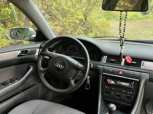 Серый Ауди А6, объемом двигателя 2.4 л и пробегом 1000 тыс. км за 3700 $, фото 8 на Automoto.ua