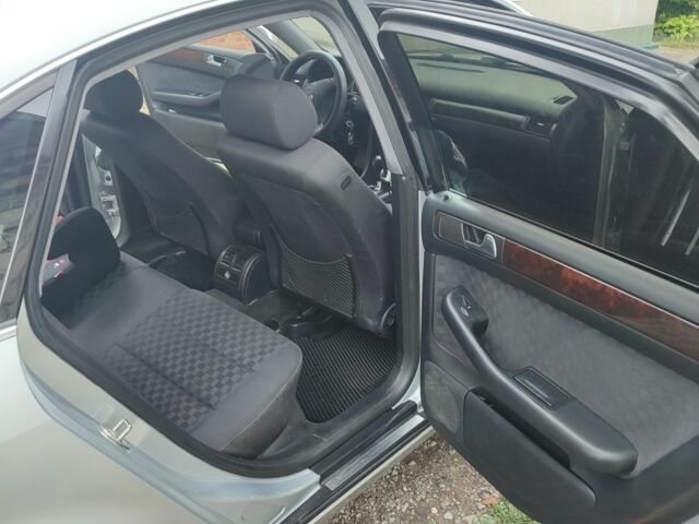 Серый Ауди А6, объемом двигателя 2.4 л и пробегом 400 тыс. км за 3000 $, фото 6 на Automoto.ua